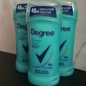 Degree Shower Clean Antiperspirant Deodorant - Aqua Blue